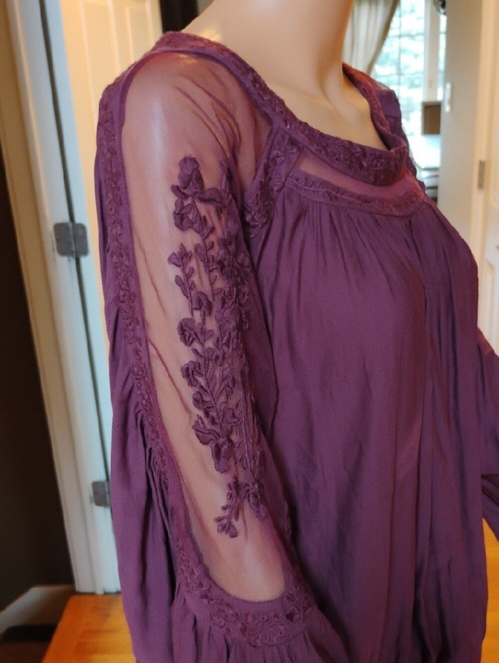 Free People Boho Lace Yoke Peasant Top - Picture 3 of 14